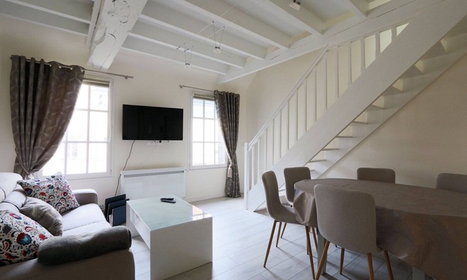 Tours City Centre Apartment | Charming T3 Tours hypercentre