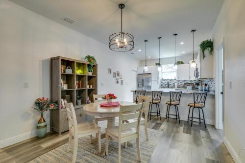 Sulphur Springs House | Charming Tampa Home Less Than 3 Mi to Busch Gardens!
