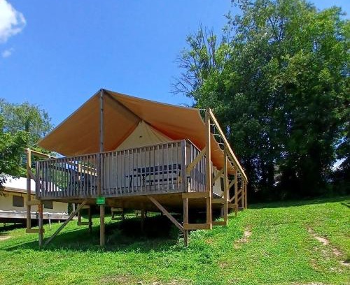 Logan Other | Charming Tented Cabin Placed in a Selcuded Area in Logan, Ohio