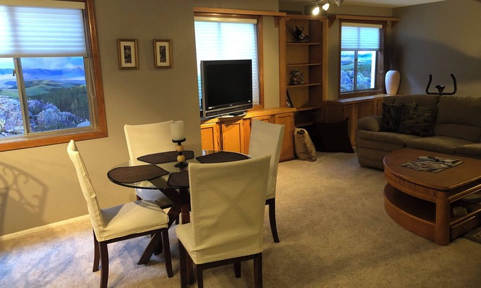 Northglenn House | Charming townhome private basement, large living area with many amenities