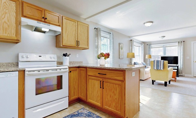 Portland House | Charming townhome short drive to intown Portland