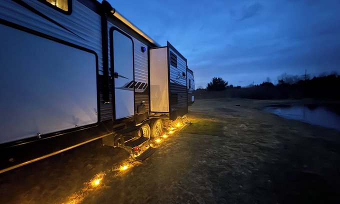 Shaftsburg House | Charming Trailer- “Haven on wheels” in Williamston