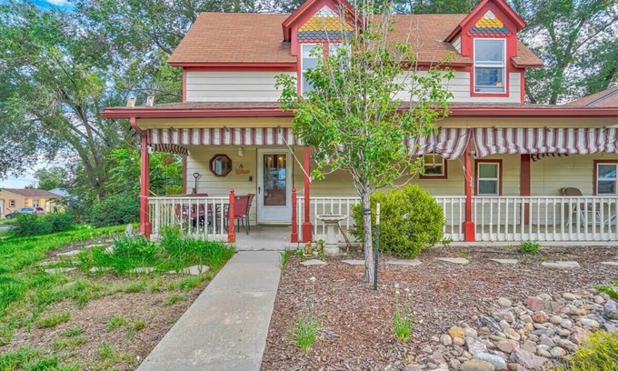 West Colorado Springs House | Charming Victorian Haven, Near Garden of the Gods