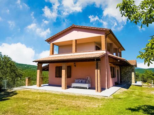 Ponte Buriano Villa | Charming Villa with Pool