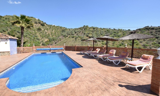 Arenas Villa | Charming villa with pool close to Arenas
