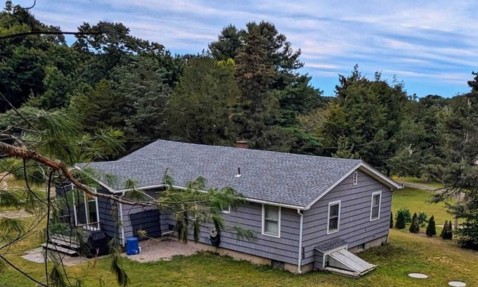 Westerly House | Charming Watch Hill Getaway