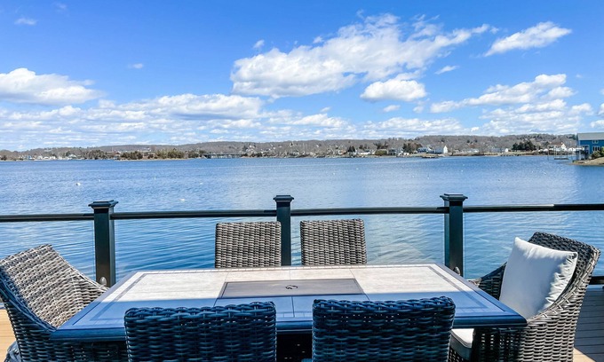 Portsmouth House | Charming Waterfront Oasis Minutes from Newport with hot tub!