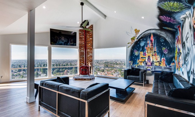 Whittier House | Charming Whittier Home w/Views: 17 Mi to LA