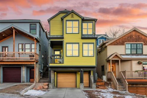 North Park City House | Chartreuse by AvantStay Modern Mountain Cabin in Heart of Park City