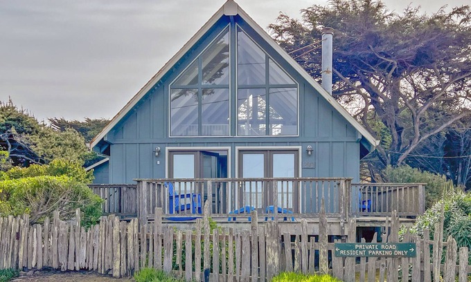 Salmon Creek House | Chartwell Haven, seconds from the sand at Salmon Creek Beach