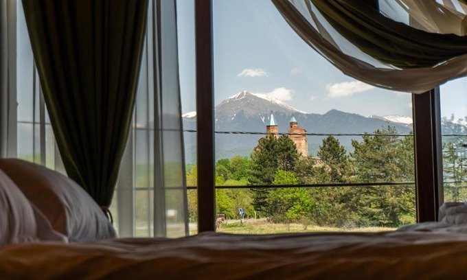 Kvareli Apartment | Chateau Gremisio