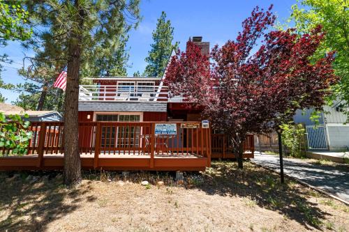 Big Bear Lake House | Chateau Rouge - Walk to Lake & Village, AC, Pet Friendly!