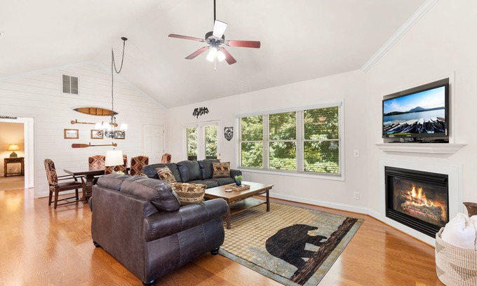 Helen Condo | Chattahoochee River House 2 - 3rd Night Free! See Details Below.