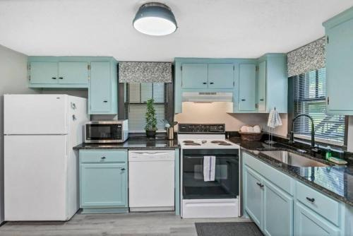 Earlewood House | Cheerful 2BR in Earlewood