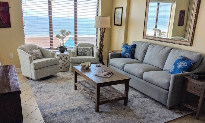 North Myrtle Beach Condo | Cheerful 3&3 Condo/Panoramic Ocean View/Pools/Hot Tub/Linens/Beach Gear