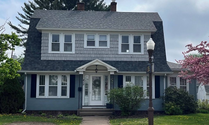 Wausau House | Cheerful home away from home in welcoming Wausau!