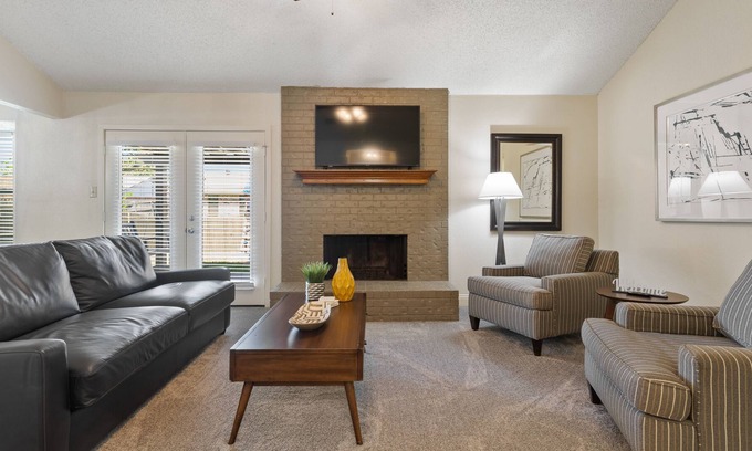 Watauga House | Cheerful Home - Great location!