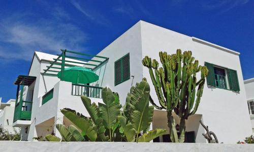 Arrieta Apartment | Chelada