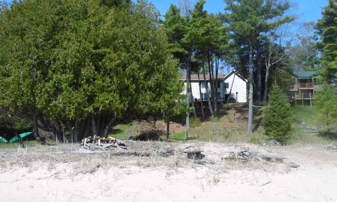 Harrisville House | Cherished Memories - Harrisville