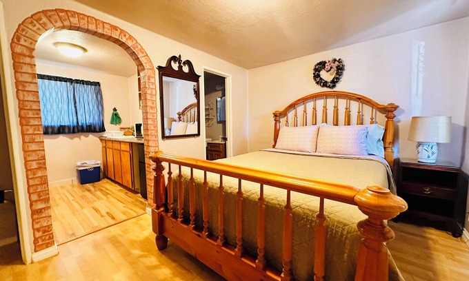 Grants Pass Apartment | Cherry's Villa 4