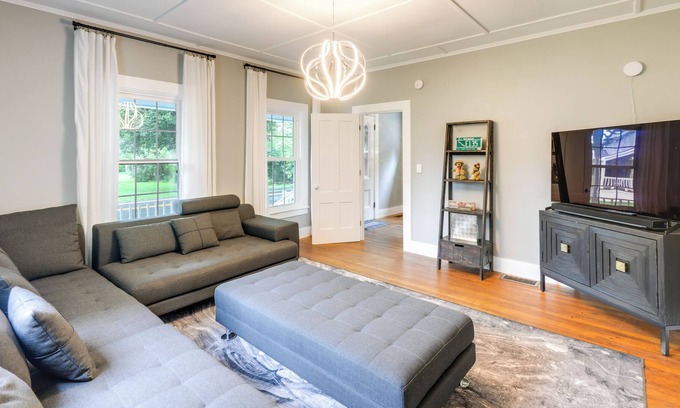 Chester Depot House | Chester Home ~ 12 Mi to Magic Mountain Ski Area