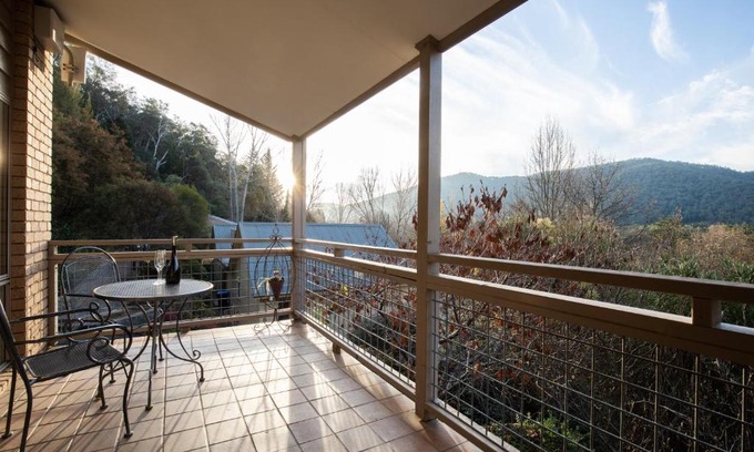 Bright Resort | Chestnut Tree Holiday Units