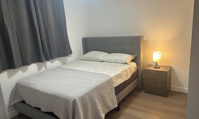 Southeast Calgary Bed & Breakfast | Chetiks Cozy Basement Suite in SE Calgary
