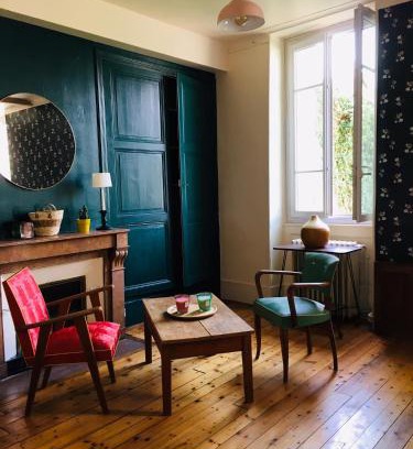 Macon Apartment | Chez Angèle Centre Mâcon appartement chaleureux