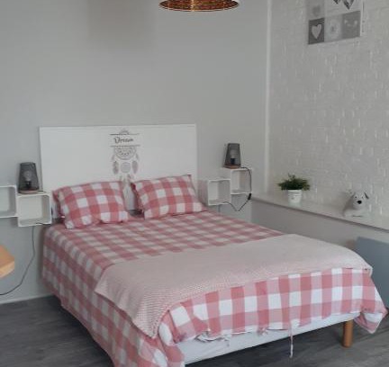 Lavaux-Sainte-Anne Apartment | chez Christelle