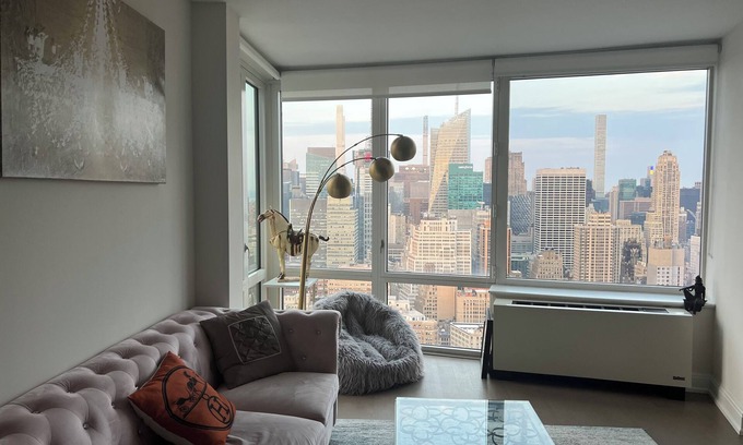 Chelsea Apartment | Chic 1-bedroom with WiFi, fitness room in marvelous New York