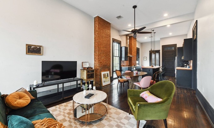Bywater Apartment | Chic 2-bedroom apartment in eclectic Bywater with AC, WiFi