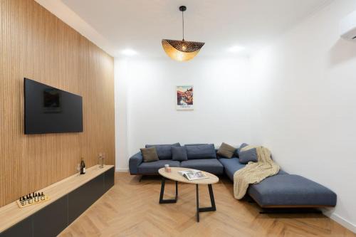 Chugureti House | Chic and Modern 4 Bedroom Home in Central Tbilisi