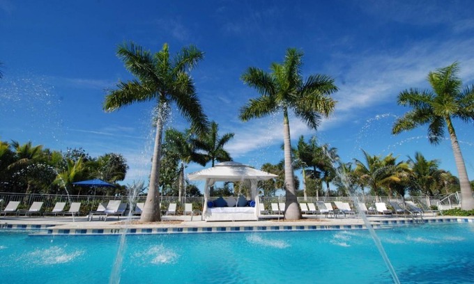 Ludlam House | Chic and Modern Living in Miami! Outdoor Pool | Close to Miami Int'l Airport