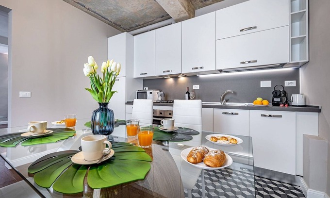 Santa Croce Apartment | "Chic Apartment Macci", apartment in the historical center of Florence