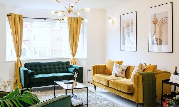 Margate House | Chic Beach Getaway (sleeps 6) - 4 mins to beach
