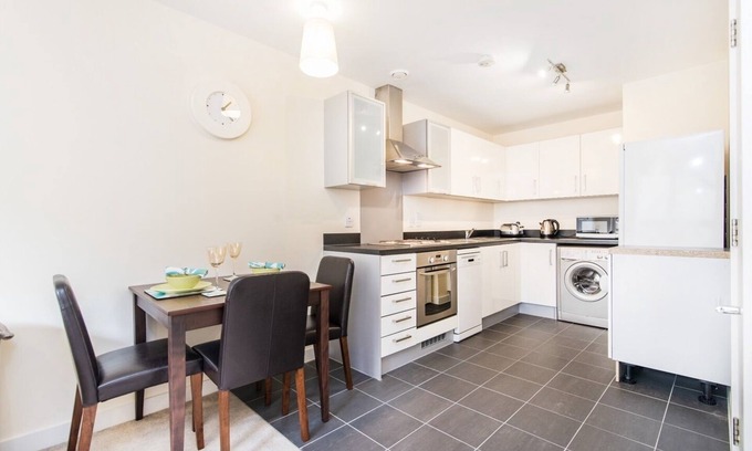 Churchill House | Chic Chelsea Stylish 1-Bedroom