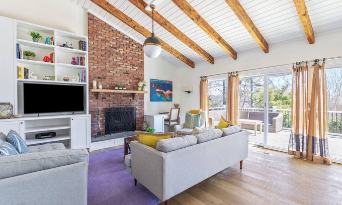 Montauk House | Chic Coastal Cottage In Hither Hills, Montauk. Private Ocean Access