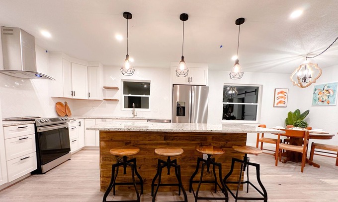 Disston Heights House | Chic Coastal Home, minutes from beach and downtown
