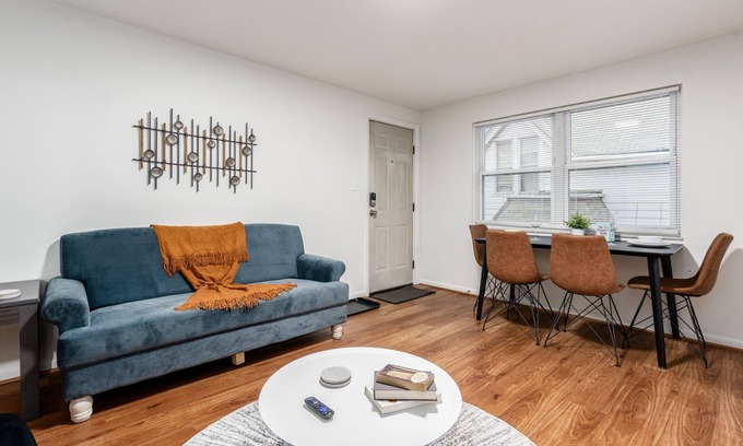 Olde Towne East Apartment | Chic Columbus Apartment!