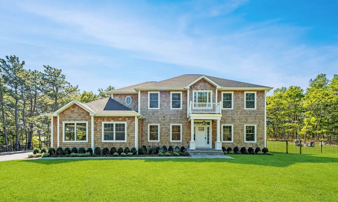 East Quogue House | Chic, cozy and brand new family vacation home