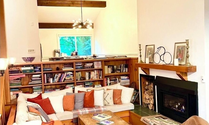 Stowe Area House | Chic, Cozy & Fun, Ski-in Ski-out, Great Location Stowe!