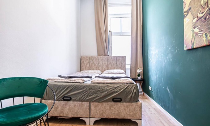 Matzleinsdorf House | Chic Cozy Studio, 15 min to City Center