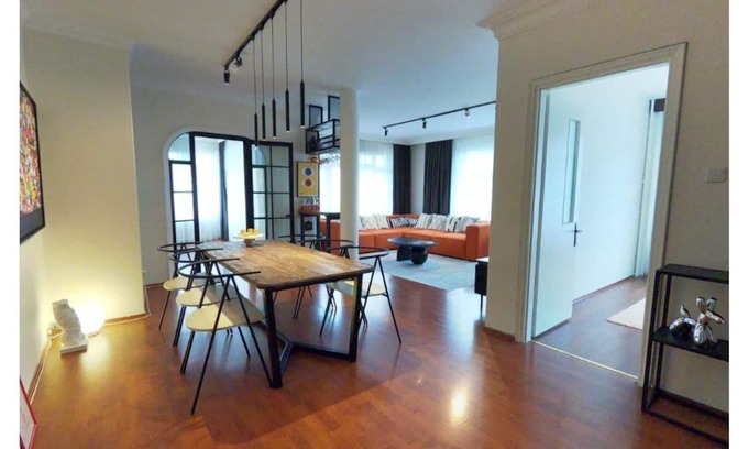 Moda Condo | CHIC HOME in HEART of Kadıköy