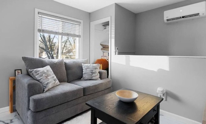 Livonia Apartment | Chic Livonia Upstairs Hideaway