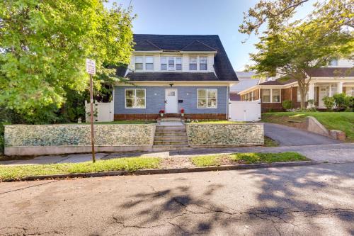 Weequahic House | Chic Newark Vacation Rental 3 Mi to Airport!