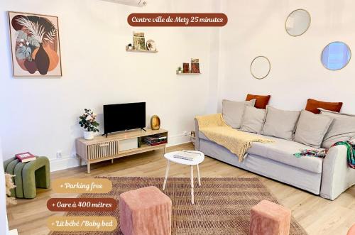 Pagny-sur-Morselle Apartment | Chic Nivoy Retreat, parking et gare à proximité