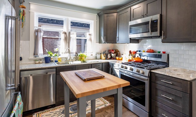 North Buffalo Apartment | Chic North Buffalo Apartment