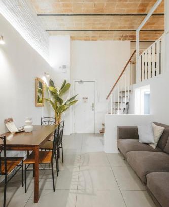Poblenou Apartment | Chic Poble Nou Loft Terrace & Close to The Beach