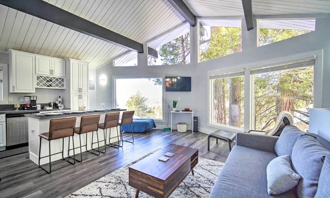 Running Springs Cabin | Chic Running Springs Forest Cabin w/Deck!