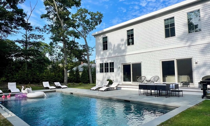 Southampton House | Chic Southampton Getaway w/Heated Pool. Minutes away from village & beach.